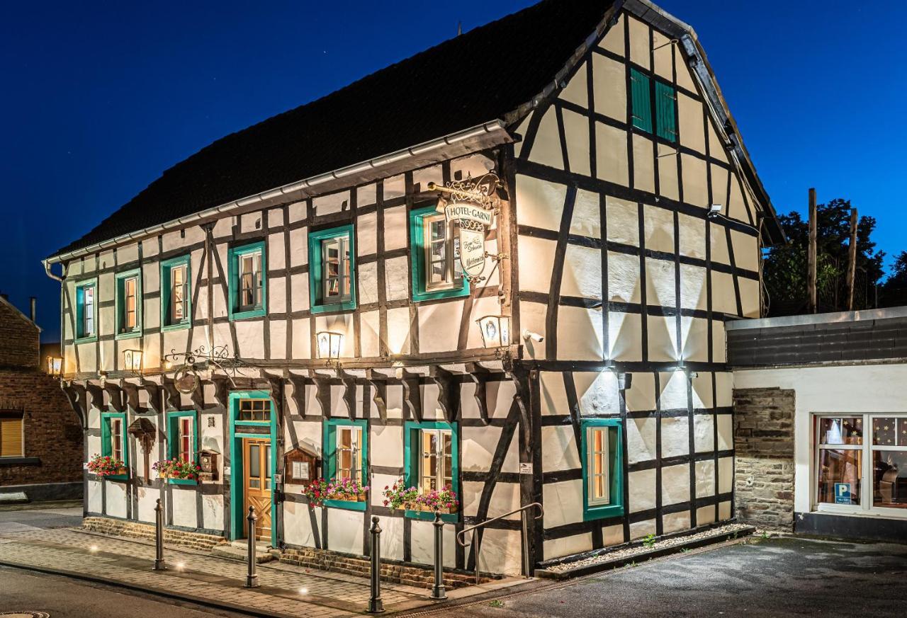 Land-Hotel Zum Schwan, Garni WEILERSWIST-METTERNICH Exterior foto